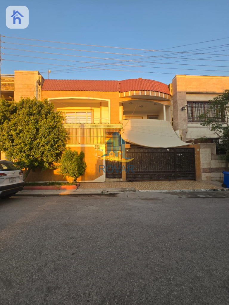 خانووی دوو نهۆمی