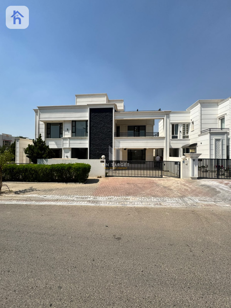 Corner House