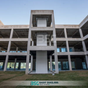 Spacious Commercial Building for Lease Image 12