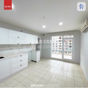 Elegant 3-Bedroom Apartment with Spacious Rooms Image 6