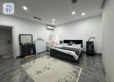 منزل مؤثث واسع للبيع صورة 8