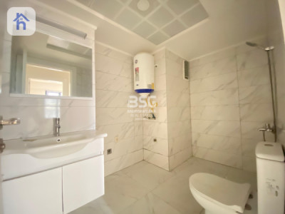 Modern Apartment with 3 Bedrooms for Rent Image 8