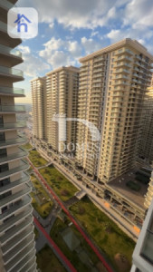 Studio Apartment image 9