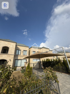 Spacious House in Spanish Village image 2