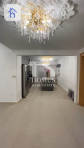 Luxurious 3-Bedroom Apartment in Roya Tower Image 4