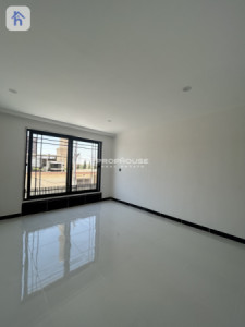 Spacious 4-Bedroom House in Erbil image 6