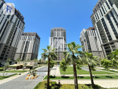Spacious 3 Bedroom Apartment with Prime Location image 20