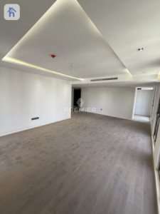 Luxurious Apartment with Stunning Views Resim 7
