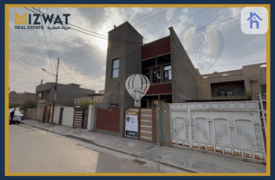 Spacious 4-Bedroom House in Al Dora Image 3