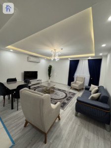 Cozy Apartment with Spectacular City View Image 9