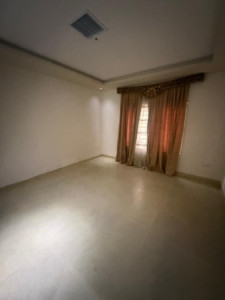 منزل عائلي بـ 4 غرف نوم صورة 9