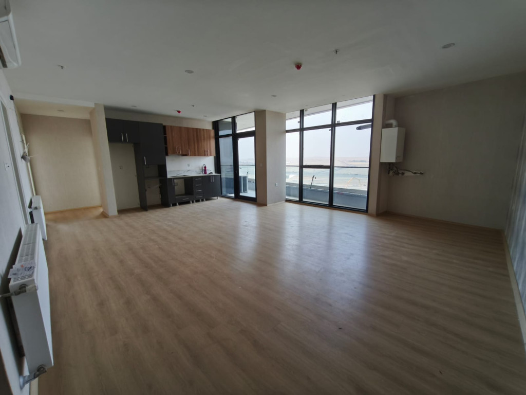 Elegant 2BR Apartment with Open Layout