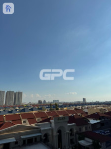 شوقەیەکی ئارام لە تاوەرەکانی ڕامی لە هەولێر وێنە 12