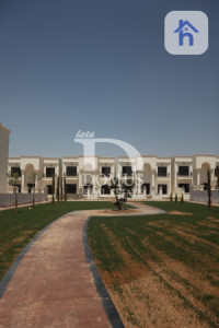 خانوو بەرامبەر باخچە وێنە 3