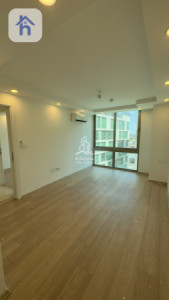 Stylish 3-Bedroom Apartment in Erbil image 9