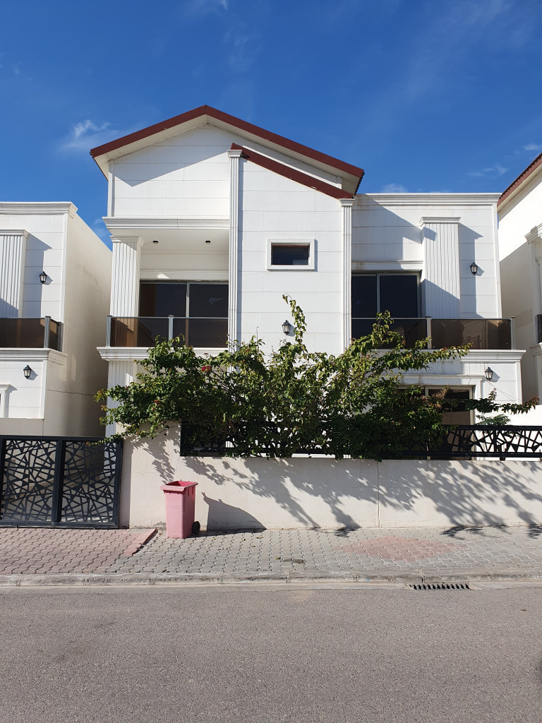 4-Bedroom House for Rent in Aram Village