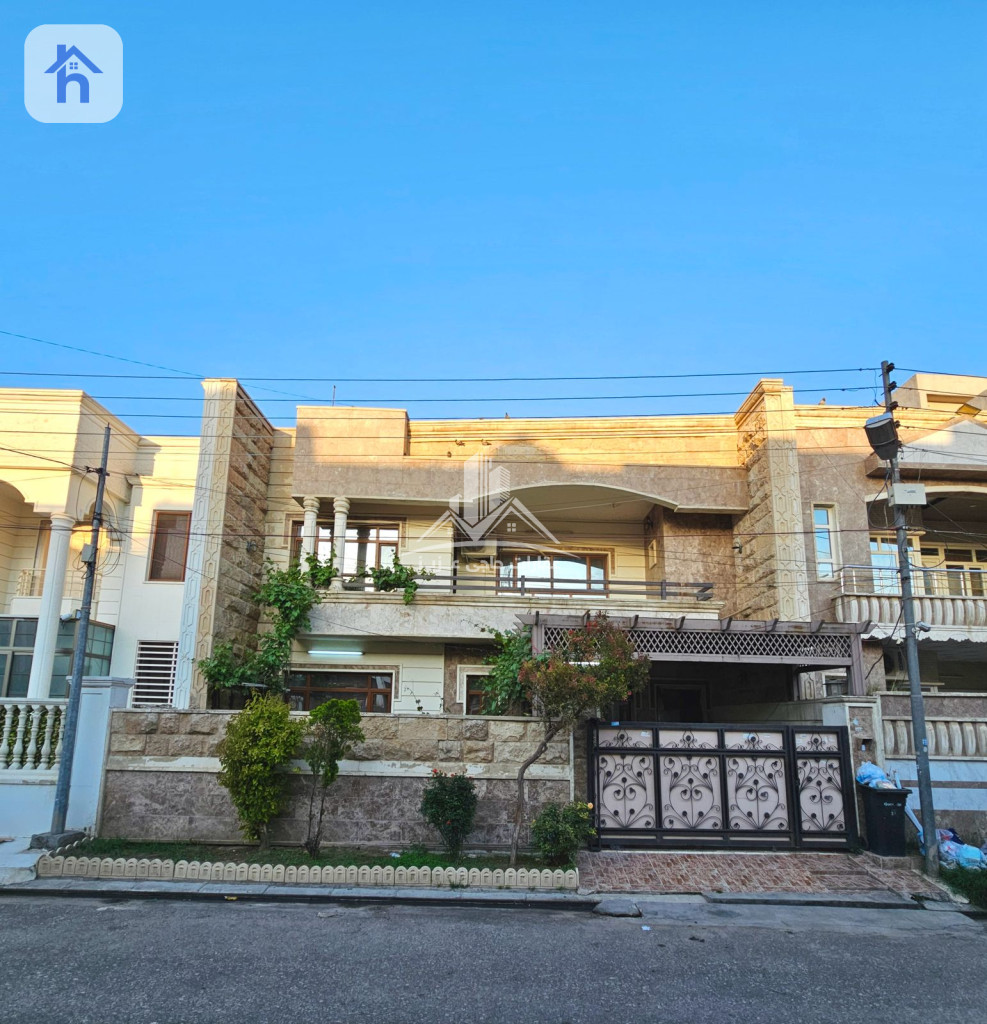 Spacious House with Multiple Rooms