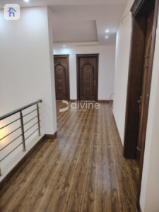 VIP House image 8