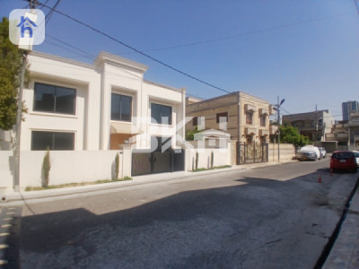 Luxury House image 5