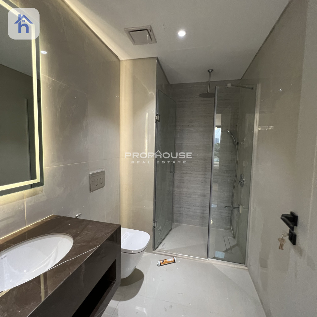 Luxurious Apartment in Prime Location Resim 16