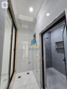 Modern House Image 11