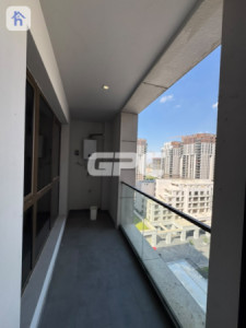Modern 1 Bedroom Apartment with Stunning View image 11