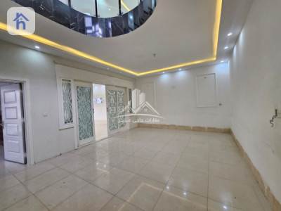 House Opposite Garden Image 6