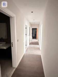 Spacious 3-Bedroom Apartment in Erbil Image 9