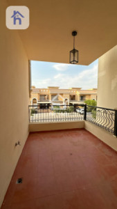 Modern 4-bedroom house in Atconz image 16