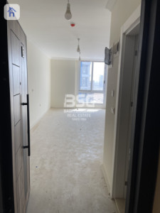 Modern 2-Bedroom Apartment image 2