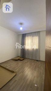 Modern Apartment Image 8