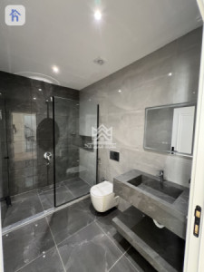 Beautiful 5-Bedroom Home in Erbil image 19