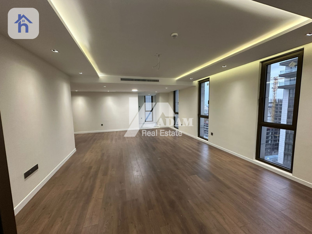 شقة أنيقة مع إطلالات مذهلة