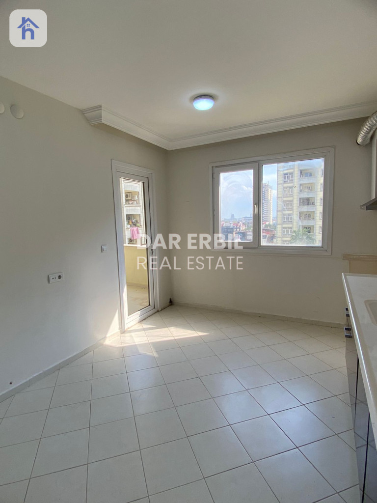 Spacious Apartment with Stunning Views Image 2