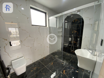 Luxury House Image 14