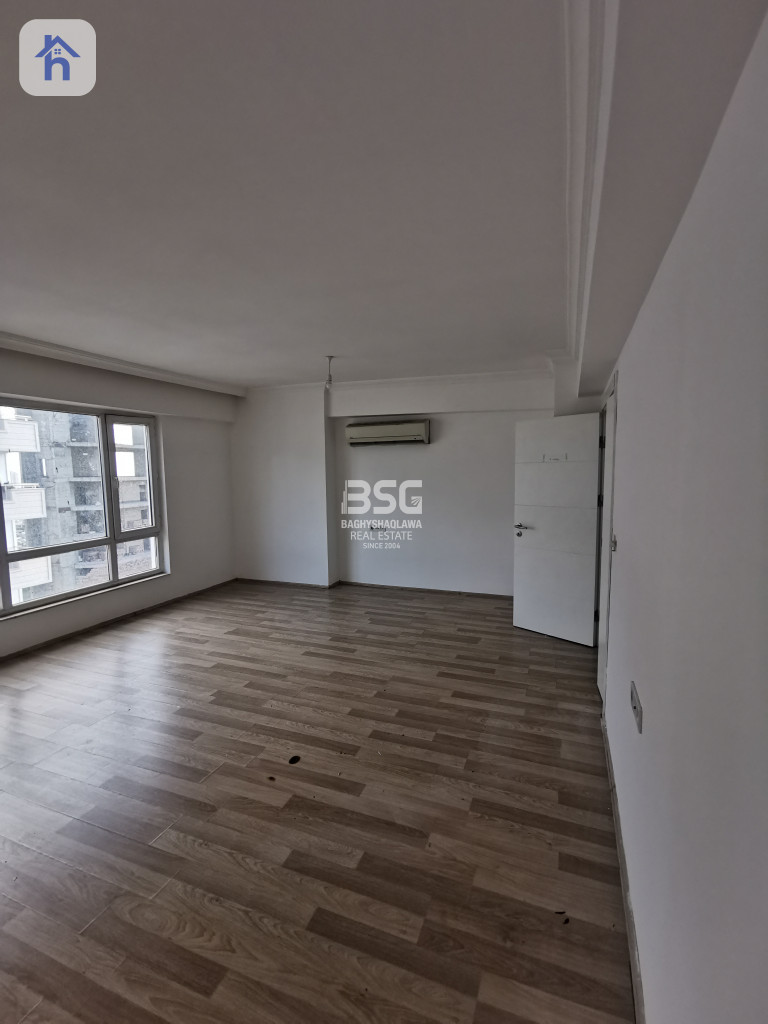 Apartment in Cash