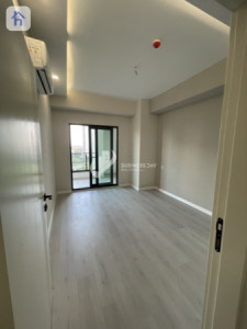 Stylish one-bedroom apartment for sale image 3