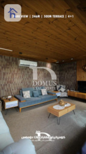 Luxurious Apartment with Park View Image 6