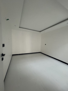 Spacious 5-Bedroom Home in Hawlery Nwe image 6