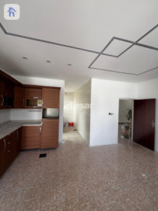 Spacious House with Multiple Rooms image 6
