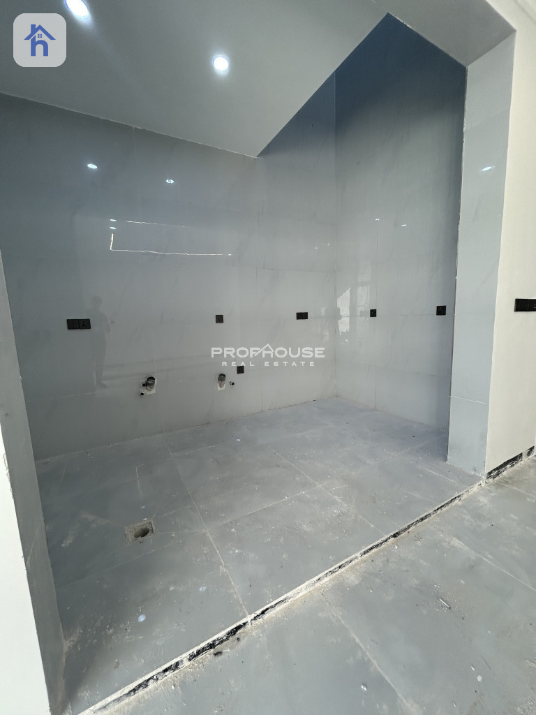 VIP House Image 6