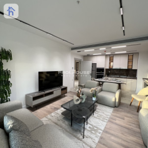 Luxurious Apartment in Prime Location image 11