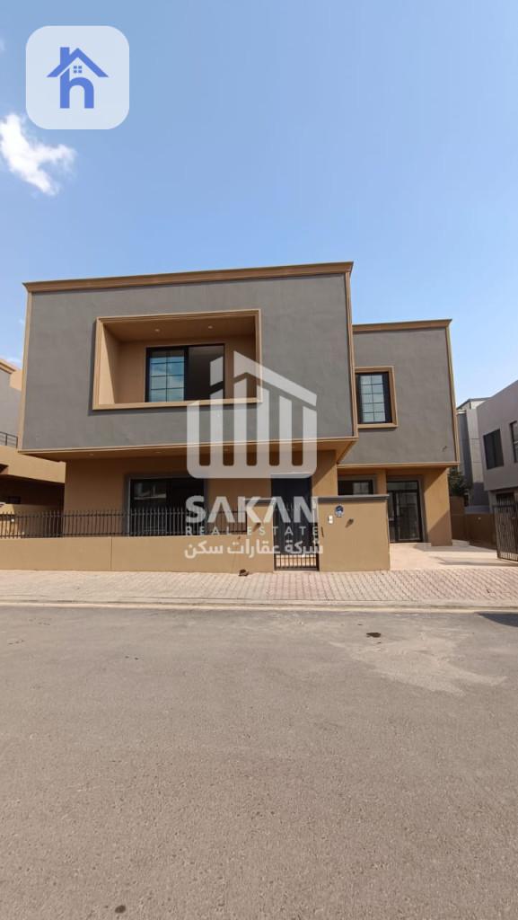 Spacious House in Slava City