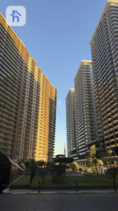 One Bedroom Apartment in Roya Tower image 1
