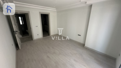 Modern Apartment in Rami Towers image 5