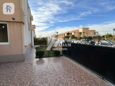 Corner House Image 9