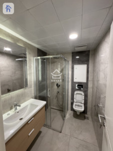 2 Bedroom Apartment in Empire Square Image 9