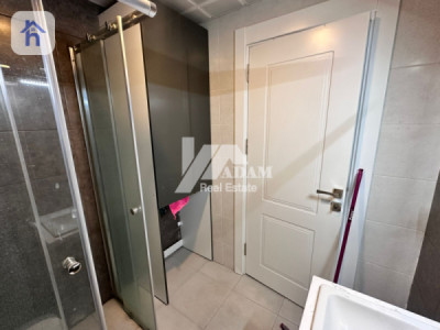 Studio Apartment Image 5