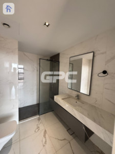 Spacious 2-Bedroom Apartment with Modern Facilities image 15