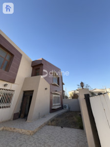 Spacious House in Marina 1 Resim 3